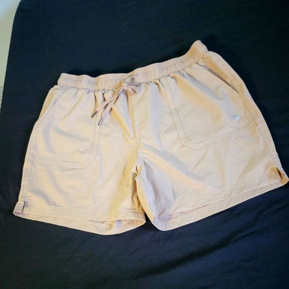 willit Pants - Willit shorts. Size L.